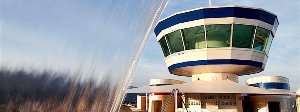 Yacht Club Marina Di Loano Hotel Екстериор снимка