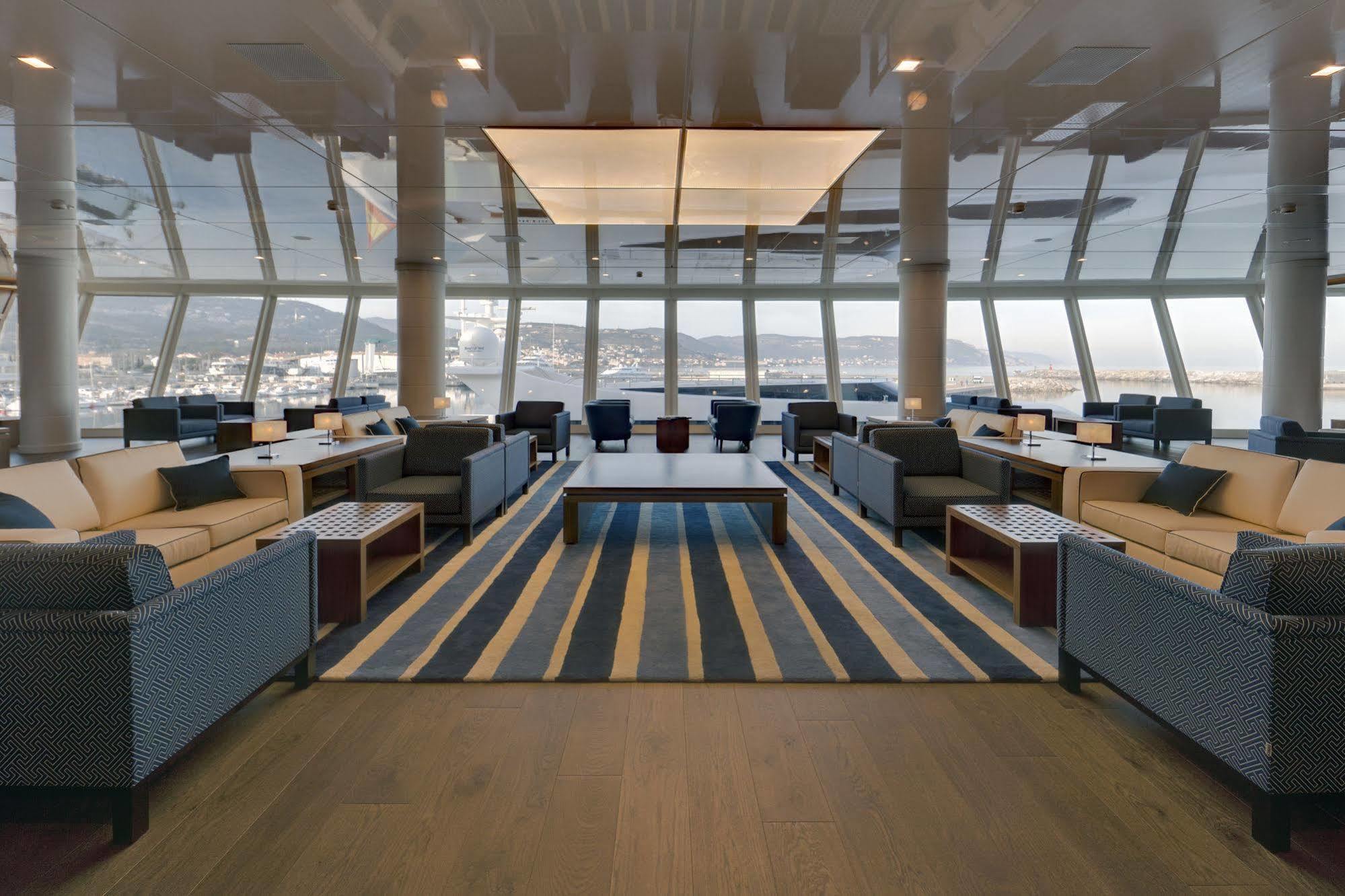 Yacht Club Marina Di Loano Hotel Екстериор снимка